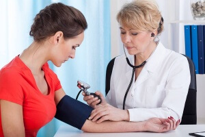 does ProArgi-9 Plus work - doctor taking blood pressure