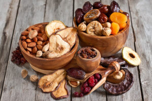 Read more about the article Phytoestrogens Help Reduce Menopause Symptoms | A Natural Dietary Method